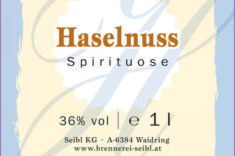 Haselnuss-